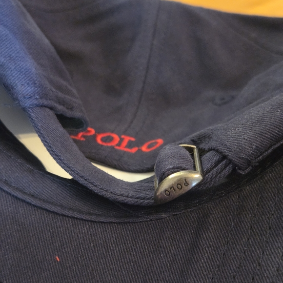 Ralph Lauren Navy Blue Cap with Red Logo - Picture 6 of 6